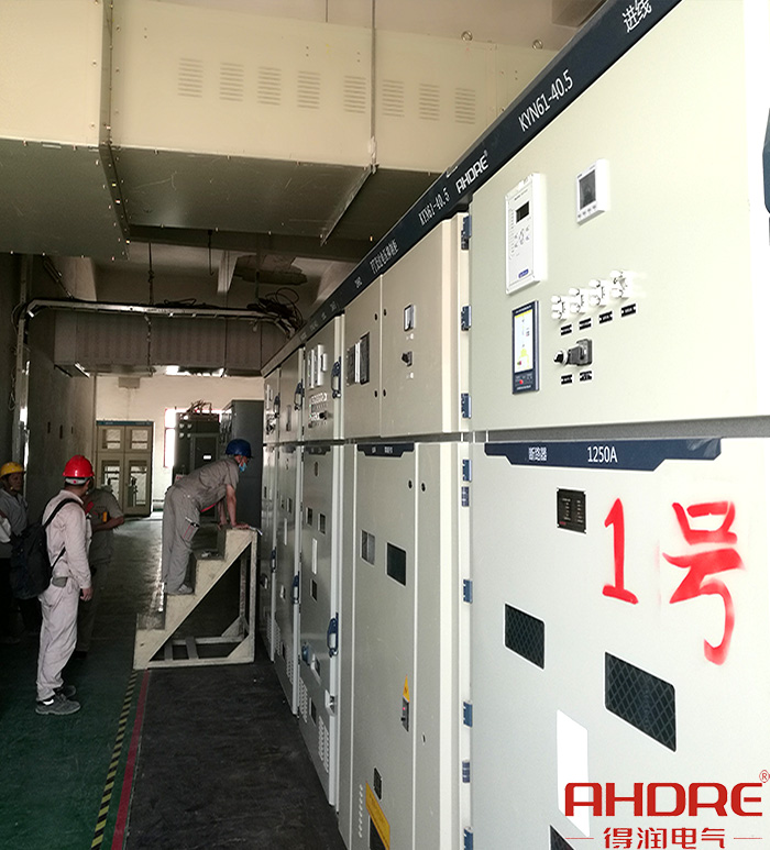 凤阳珍珠水泥35KV高压柜现场图 凤阳珍珠水泥35KV高压柜现场图